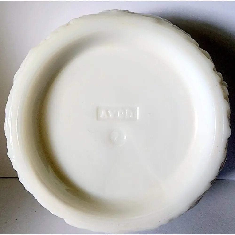 FLAW READ 1972 Avon Love Nest Milk Glass Soap Dish Trinket Holder White VTG